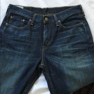 Men’s Levi jeans